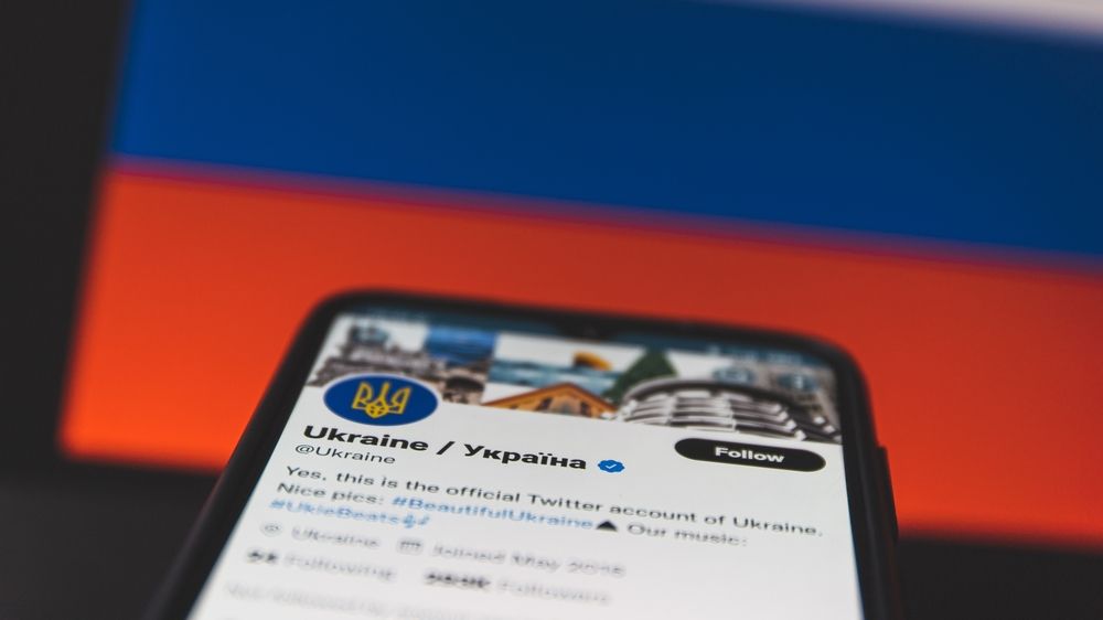 Twitter záměrně upozaďuje příspěvky o Ukrajině, odhalila analýza